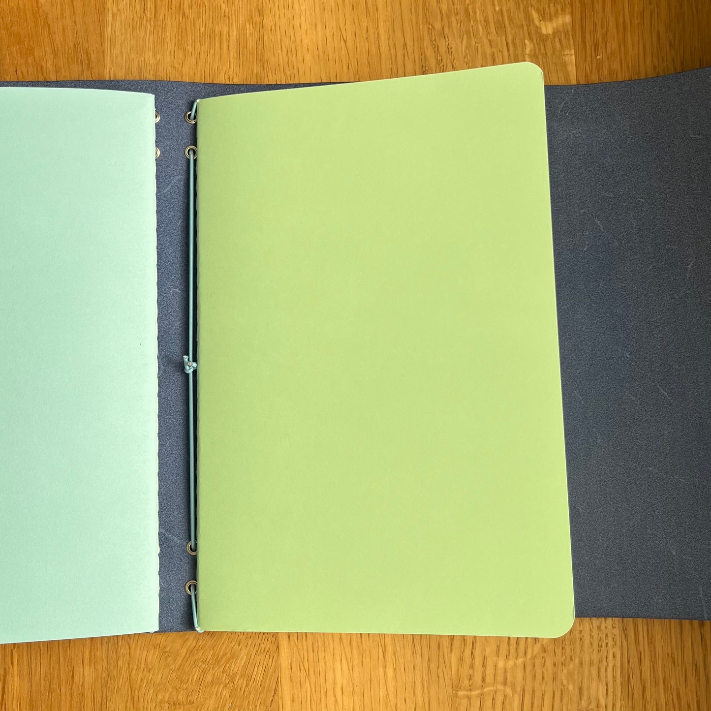 Lederjournal Marineblau